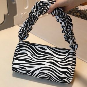 SHEIN premium zebra print baguette